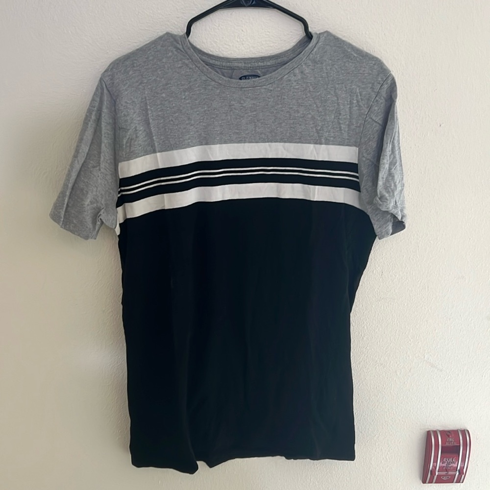 Old Navy T-shirt